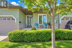 13 OAKWOOD LINKS LANE | Grand Bend Ontario | Slide Image Eight