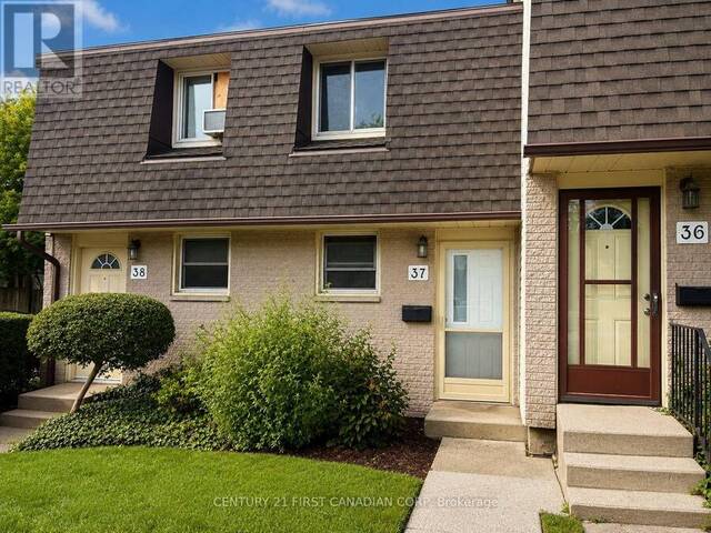 37 - 1919 TRAFALGAR STREET London Ontario, N5V 1A1 - 2 Bedrooms Condo For Sale