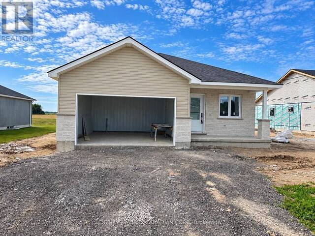 107 VICTORIA AVENUE E South Huron Ontario, N0M 1M0 - 3 Bedrooms Home For Sale