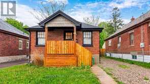494 HIGHBURY AVENUE N | London Ontario | Slide Image One
