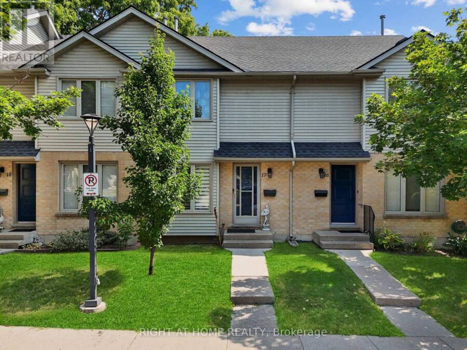 17 - 925 LAWSON ROAD, London, Ontario N6G 4X3