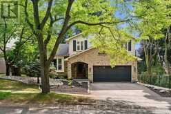 7 SOMERSET CRESCENT | London Ontario | Slide Image Two