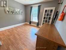 5 COVE ROAD | London Ontario | Slide Image Sixteen