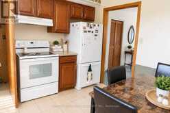 965 OSGOODE DRIVE | London Ontario | Slide Image Eight