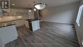 104 - 3400 CASTLE ROCK PLACE | London Ontario | Slide Image Nine