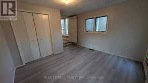 867 QUEENS AVENUE | London Ontario | Slide Image Ten