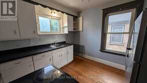 867 QUEENS AVENUE | London Ontario | Slide Image Nineteen