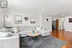 740 VILLAGE GREEN AVENUE | London Ontario | Slide Image Nine