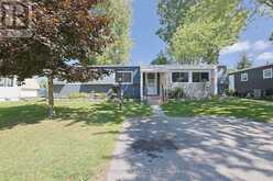 95 SHANNON BOULEVARD | Grand Bend Ontario | Slide Image Seven