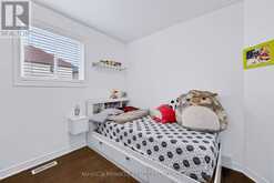 2871 MEADOWGATE BOULEVARD | London Ontario | Slide Image Twenty-five