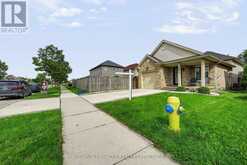 2871 MEADOWGATE BOULEVARD | London Ontario | Slide Image Three