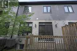 16 - 1570 CORONATION DRIVE | London Ontario | Slide Image Four