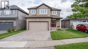 2695 FOXBEND LINK | London Ontario | Slide Image One