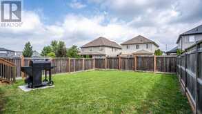2695 FOXBEND LINK | London Ontario | Slide Image Thirty