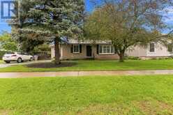 118 HAROLD COURT | Lucan Biddulph Ontario | Slide Image Two