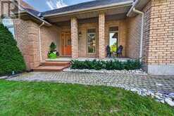 19 WOODLAND DRIVE | Komoka Ontario | Slide Image Ten