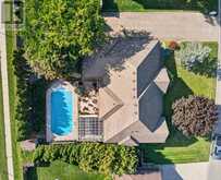 19 WOODLAND DRIVE | Komoka Ontario | Slide Image Three