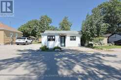 27 OAK STREET | Grand Bend Ontario | Slide Image Seven