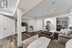5 MARTINET AVENUE | London Ontario | Slide Image Thirty