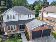 5 MARTINET AVENUE | London Ontario | Slide Image Forty-one