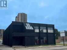 724 YORK STREET | London Ontario | Slide Image Ten