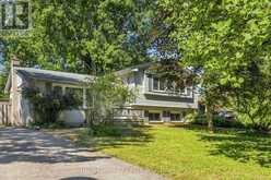 59 SCOTCHPINE CRESCENT | London Ontario | Slide Image Three