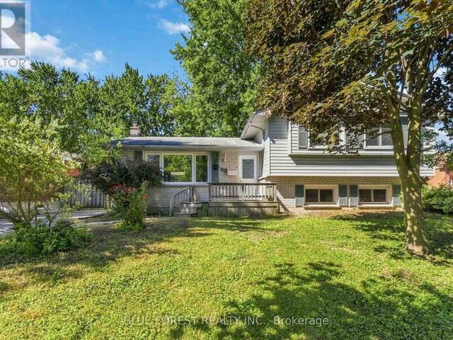 59 SCOTCHPINE CRESCENT London Ontario, N6G 2E1 - 4 Bedrooms Home For Sale