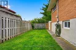 15 NORTH ALMOND PLACE | London Ontario | Slide Image Thirty-eight
