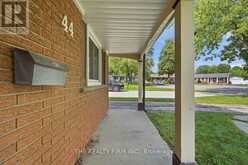 44 EBURY PLACE | London Ontario | Slide Image Five