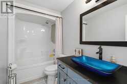 29 NICOLES TRAIL | Thorndale Ontario | Slide Image Sixteen