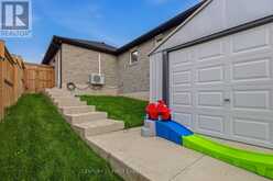 29 NICOLES TRAIL | Thorndale Ontario | Slide Image Forty-one