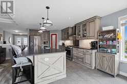 29 NICOLES TRAIL | Thorndale Ontario | Slide Image Eight