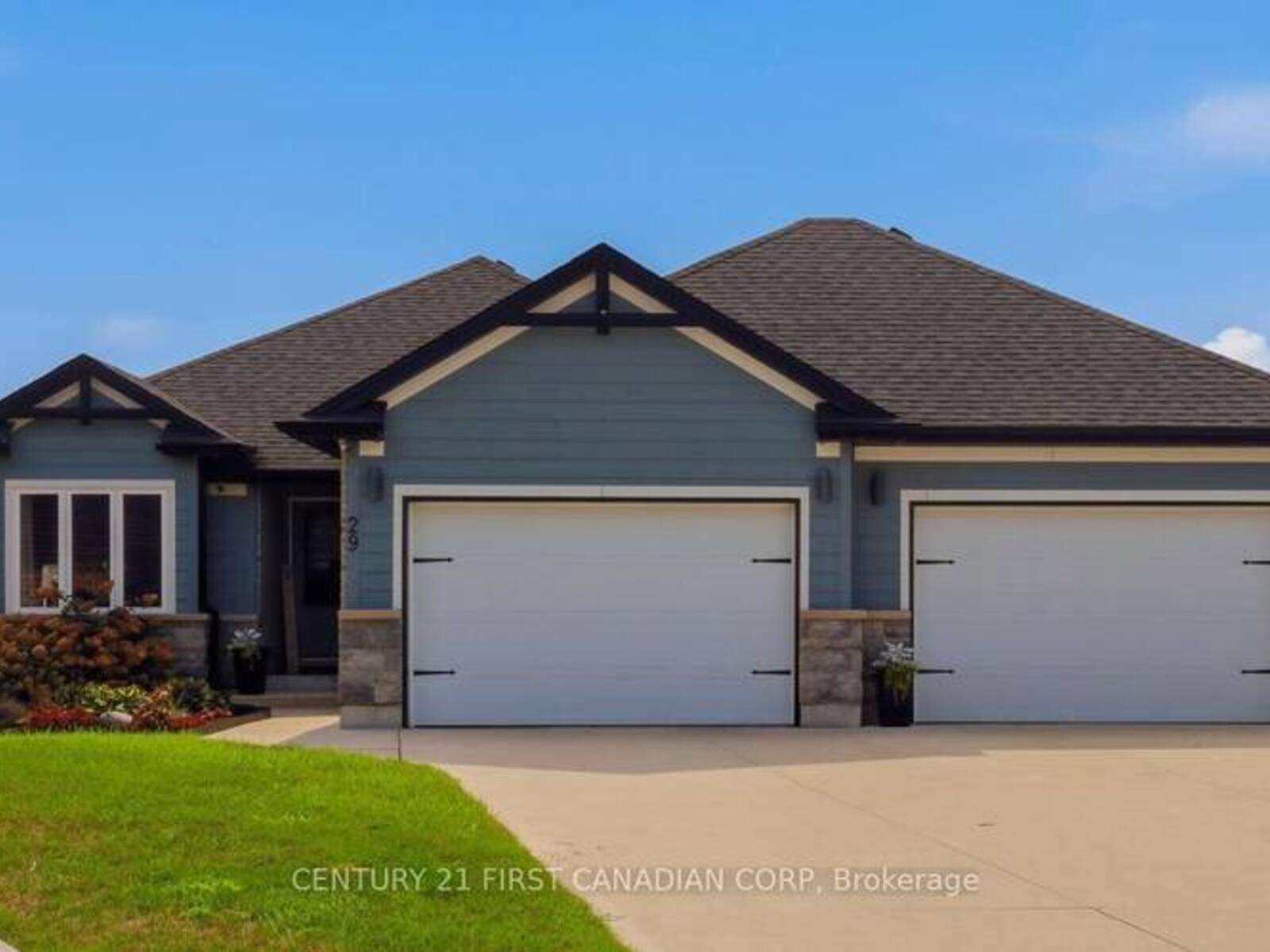 29 NICOLES TRAIL, Thorndale, Ontario N0M 2P0
