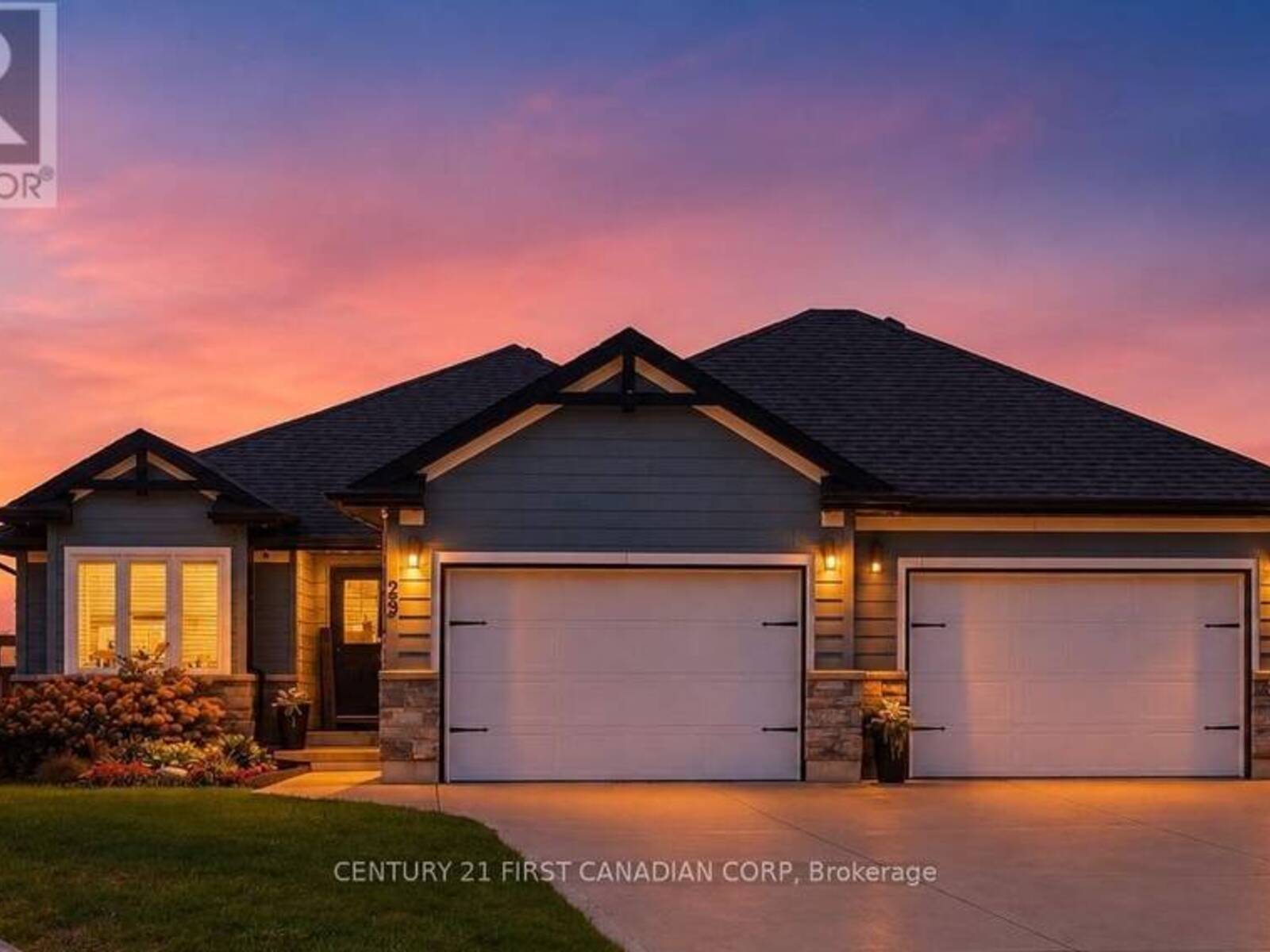 29 NICOLES TRAIL, Thorndale, Ontario N0M 2P0