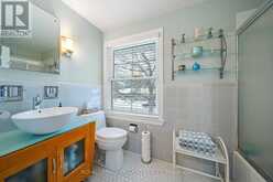 1104 THE PARKWAY | London Ontario | Slide Image Thirty-two