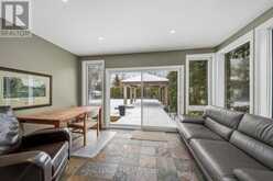 1104 THE PARKWAY | London Ontario | Slide Image Eight