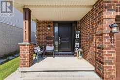 2334 MEADOWGATE BOULEVARD | London Ontario | Slide Image Six