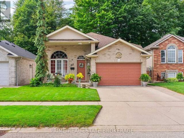 102 RIDGE STREET Strathroy-Caradoc Ontario, N7G 4K1 - 4 Bedrooms Home For Sale