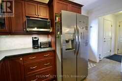 30 PEACH TREE BOULEVARD | St. Thomas Ontario | Slide Image Twelve