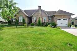 30 PEACH TREE BOULEVARD | St. Thomas Ontario | Slide Image Three