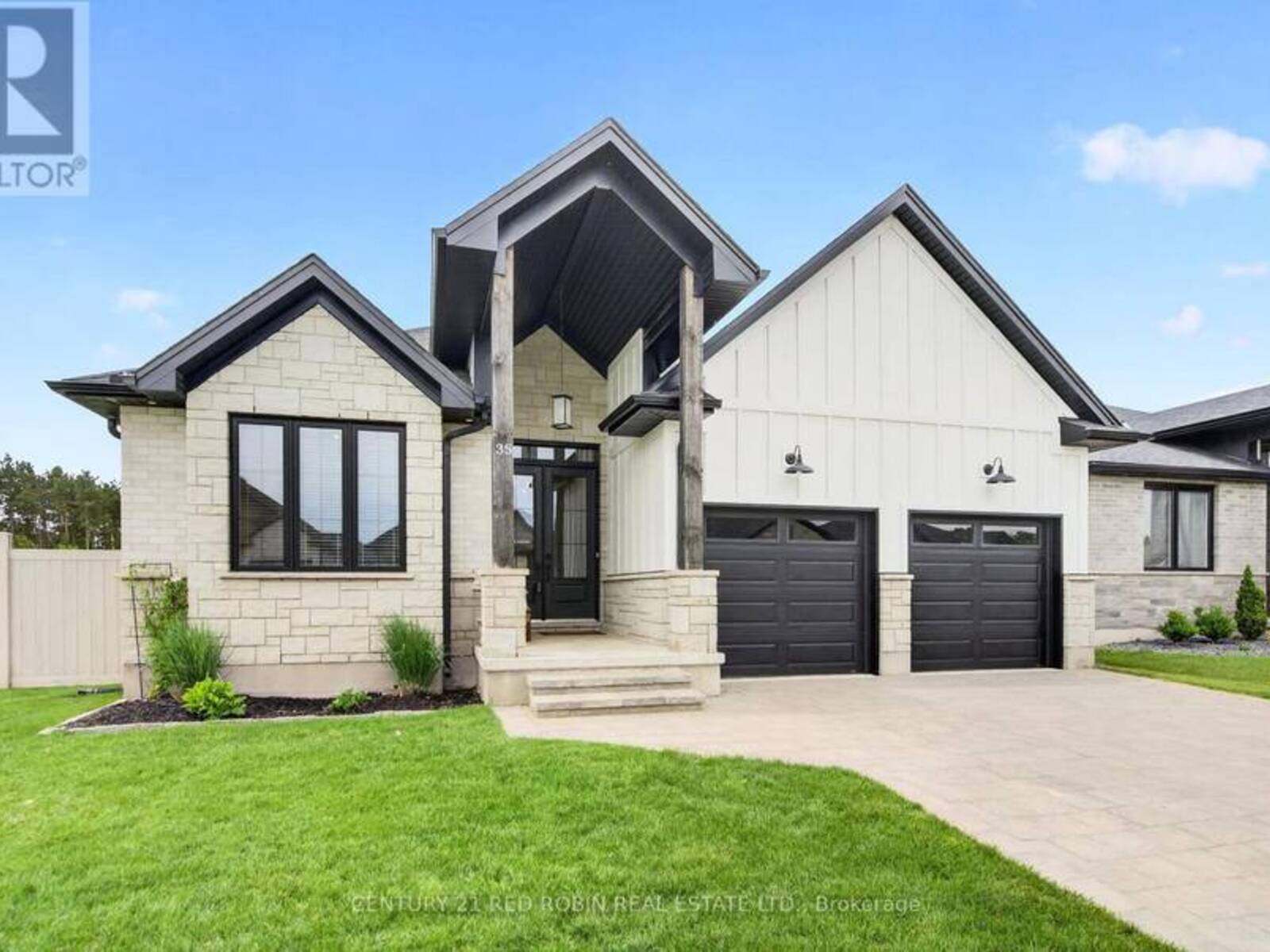 35 ELLIOT STREET, Strathroy-Caradoc, Ontario N7G 0H1