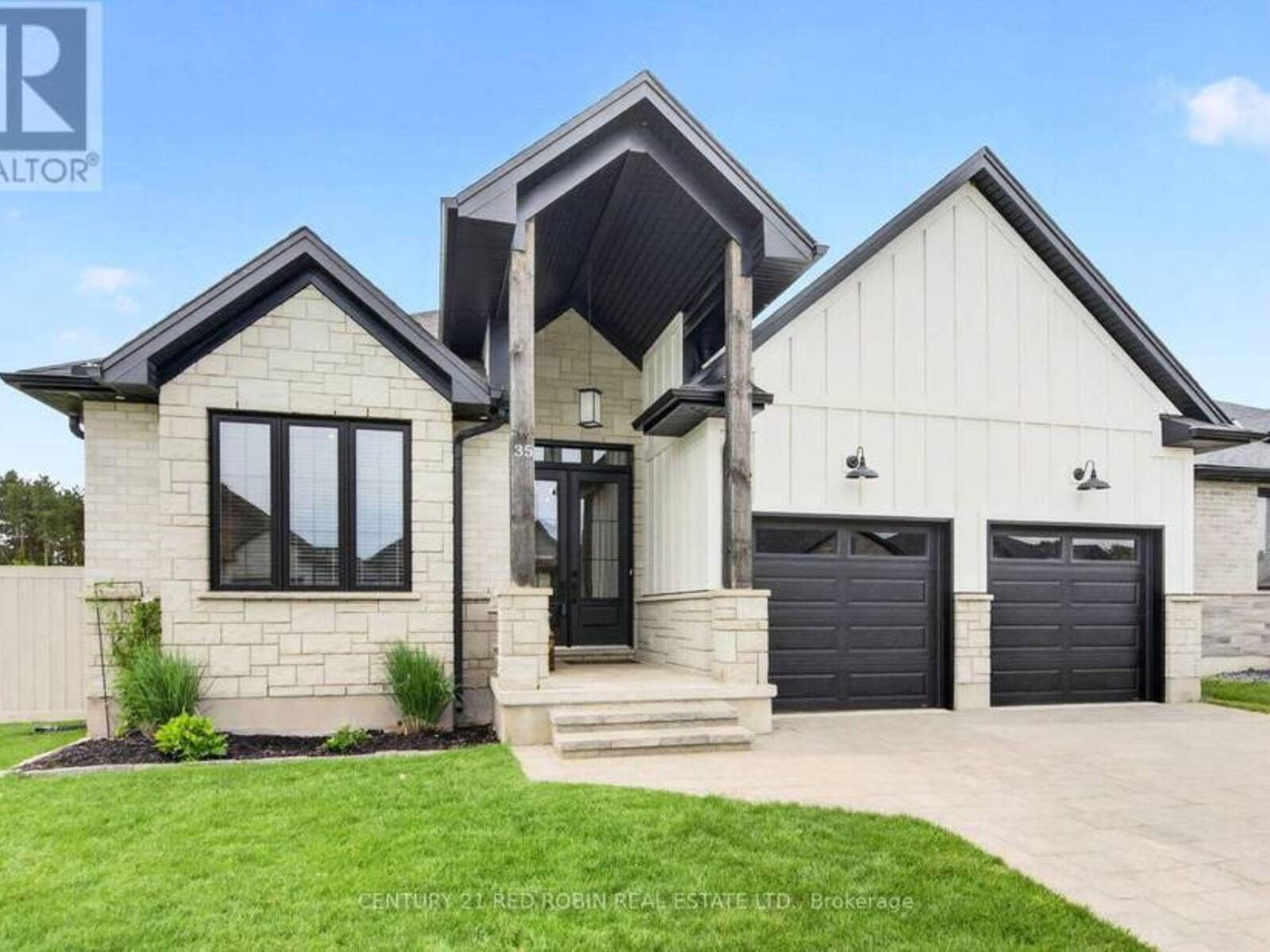 35 ELLIOT STREET, Strathroy-Caradoc, Ontario N7G 0H1