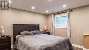 93 GOLDWICK CRESCENT | London Ontario | Slide Image Thirteen