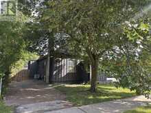 4 ELMWOOD PLACE | London Ontario | Slide Image Two