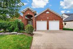 46 RINESS DRIVE | Thames Centre Ontario | Slide Image One