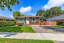 30 SCOTCHMERE CRESCENT | London Ontario | Slide Image Two