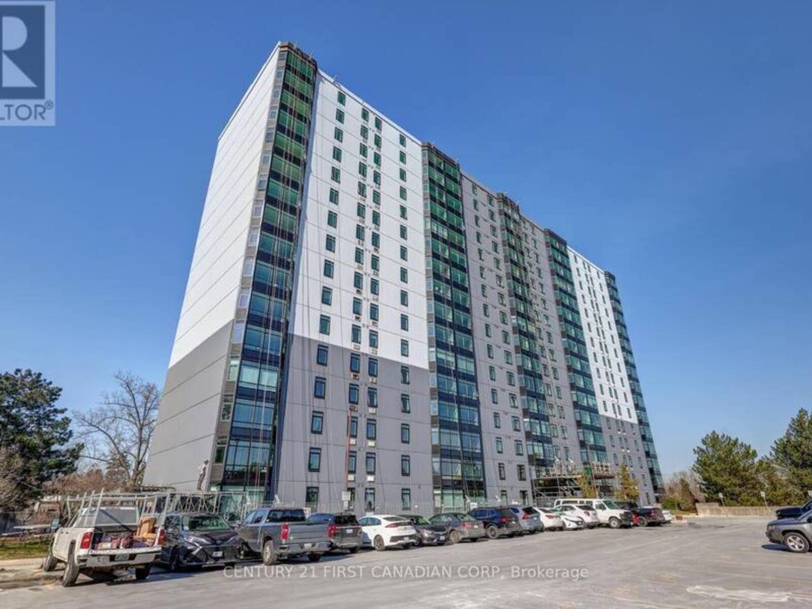 1014 - 45 POND MILLS ROAD, London, Ontario N5Z 4W5