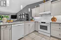38 - 43 CAPULET WALK | London Ontario | Slide Image Nine