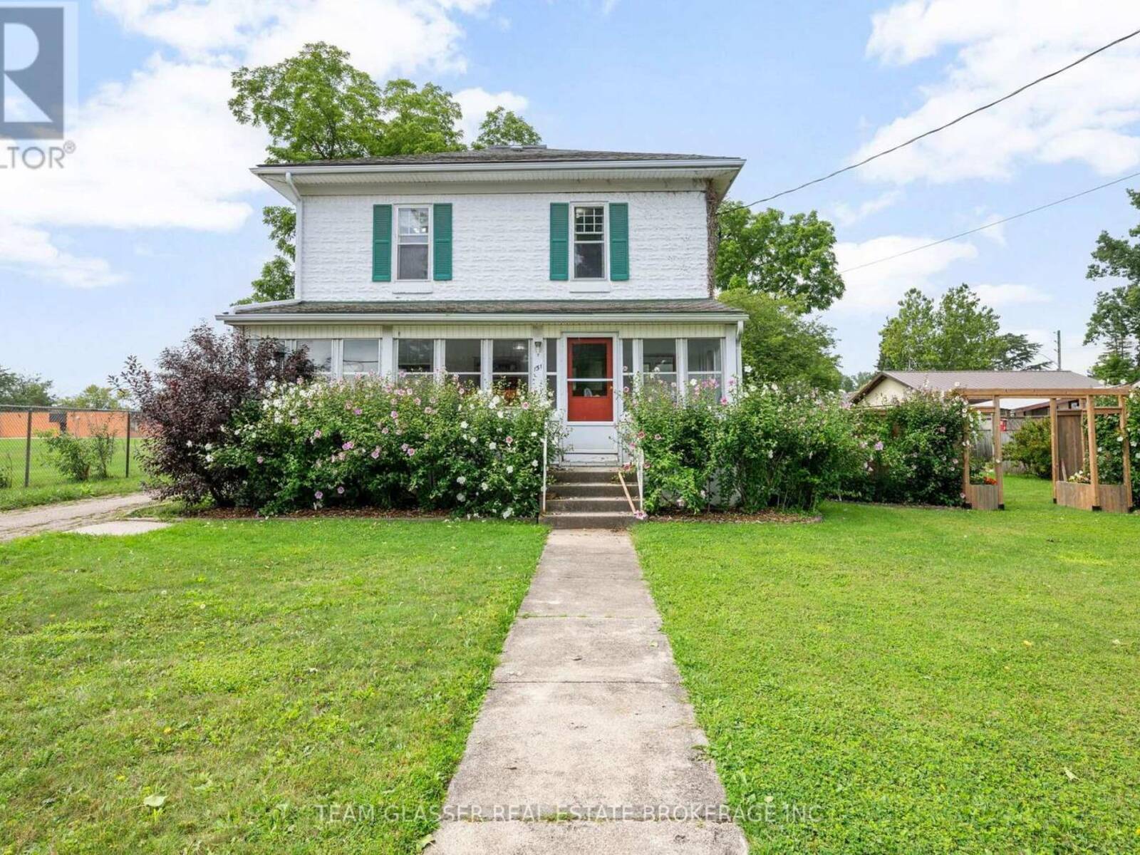 151 MAIN STREET, Parkhill, Ontario N0M 2K0