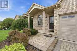 7 - 1571 CORONATION DRIVE | London Ontario | Slide Image Seven